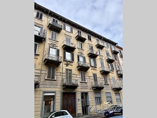 Trilocale in Vendita a Torino, 185'000&euro;, 100 m²