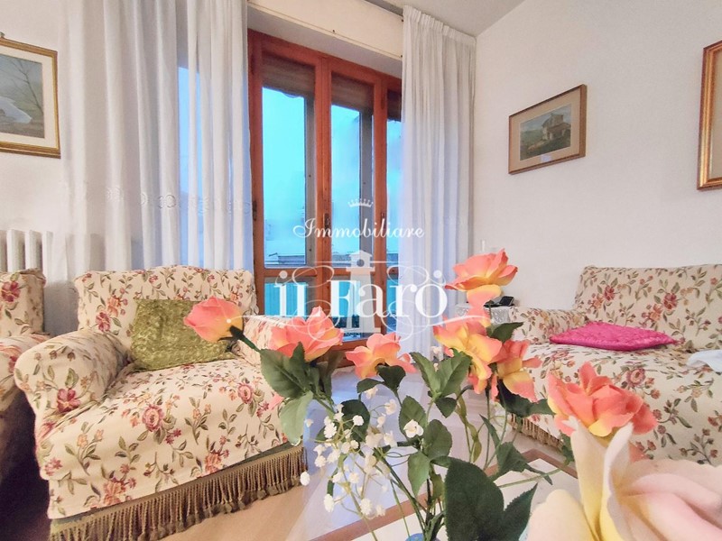 Appartamento in Vendita a Pisa, 400'000&euro;, 183 m², con Box