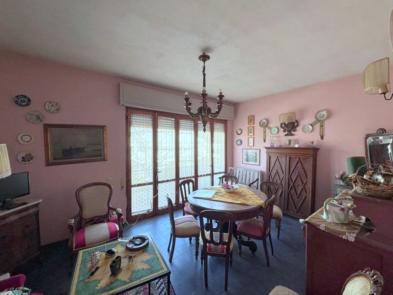 Appartamento in Vendita a Camaiore, zona Lido di Camaiore, 370'000&euro;, 103 m²