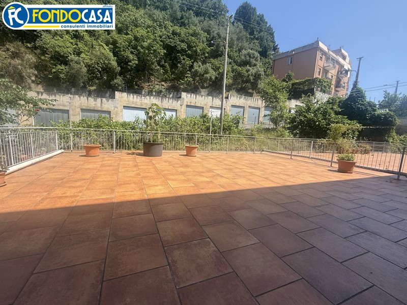 Trilocale in Vendita a Albisola Superiore, 195'000&euro;, 82 m²