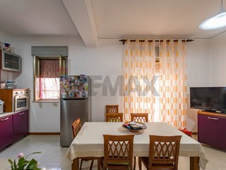 Quadrilocale in Vendita a Monreale, 65'000&euro;, 132 m²