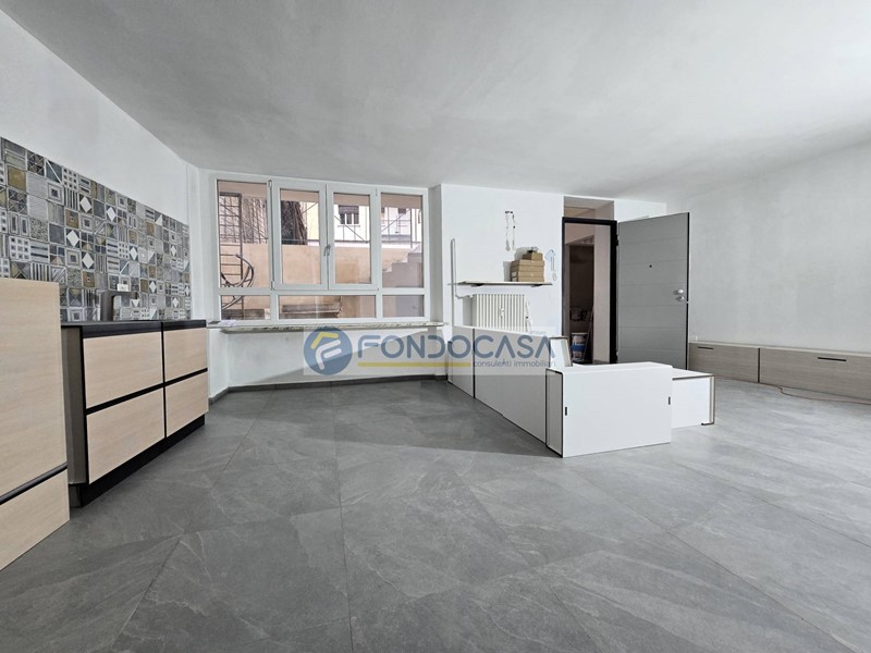 Monolocale in Vendita a Pavia, 225'000&euro;, 78 m²