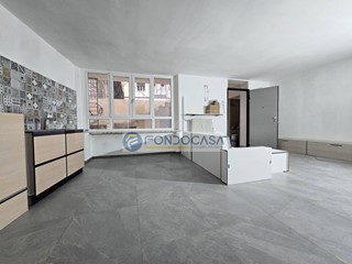 Monolocale in Vendita a Pavia, 225'000&euro;, 78 m²