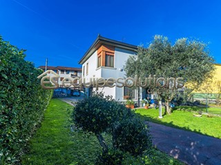 Casa Semi Indipendente in Vendita a Cologno al Serio, 229'000&euro;, 120 m²