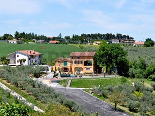 Villa in Vendita a Lanciano, 1'000'000&euro;, 540 m²