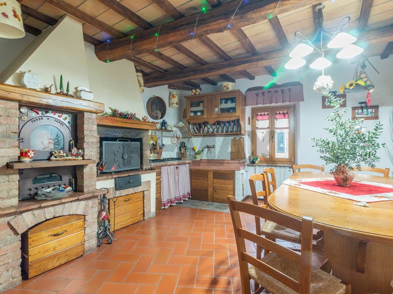 Quadrilocale in Vendita a Semproniano, 155'000&euro;, 135 m²