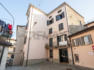 Bilocale in Vendita a Langhirano, 50'000&euro;, 53 m²