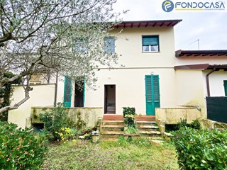 Villetta a schiera in Vendita a Pietrasanta, 800'000&euro;, 110 m²