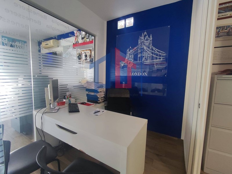 Ufficio in Affitto a Ardea, 249&euro;, 15 m²