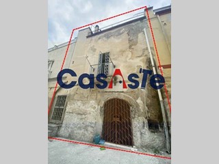 Appartamento in Vendita a Canosa di Puglia, 14'740&euro;, 81 m²