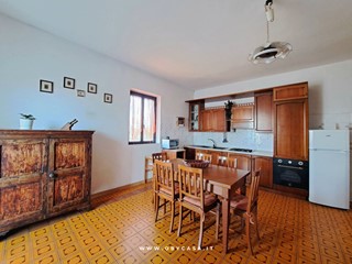 Trilocale in Vendita a Vejano, 59'000&euro;, 123 m²