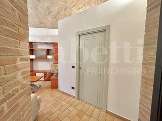 Bilocale in Affitto a Parma, 770&euro;, 70 m², arredato