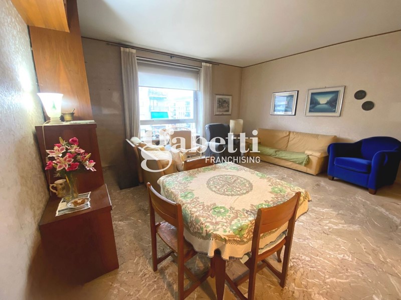 Quadrilocale in Vendita a Torino, 265'000&euro;, 125 m²