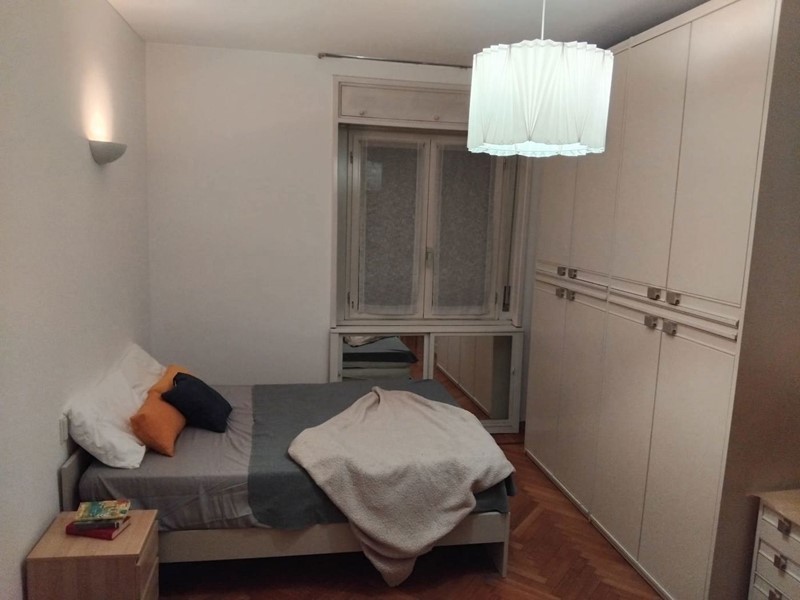 Bilocale in Affitto a Milano, 1'100&euro;, 52 m², arredato