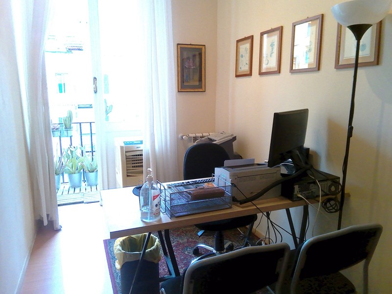 Ufficio in Affitto a Roma, 350&euro;, 6 m², arredato