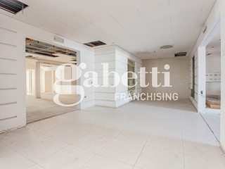 Capannone in Affitto a Mugnano di Napoli, 4'800&euro;, 560 m²