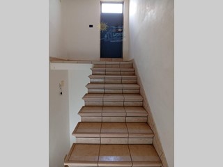 Appartamento in Vendita a Torricella, 168'000&euro;, 230 m²