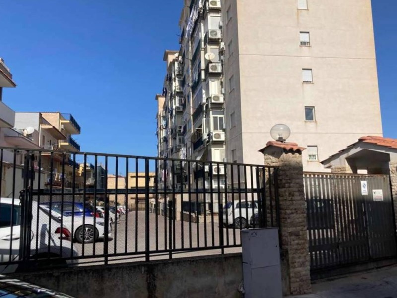 Quadrilocale in Vendita a Villabate, 129'000&euro;, 125 m²