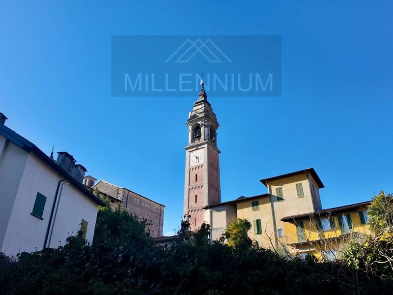 Ufficio in Vendita a Arona, 380'000&euro;, 110 m²