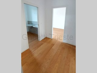 Trilocale in Vendita a Trieste, 410'000&euro;, 128 m²