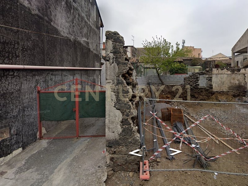 Casa Indipendente in Vendita a Belpasso, 69'000&euro;, 116 m²