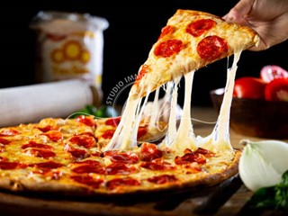 Immobile commerciale in Vendita a Camaiore, zona Lido Di Camaiore, 600'000&euro;, 250 m²