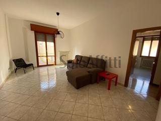 Quadrilocale in Affitto a Rimini, zona Miramare, 750&euro;, 80 m², con Box