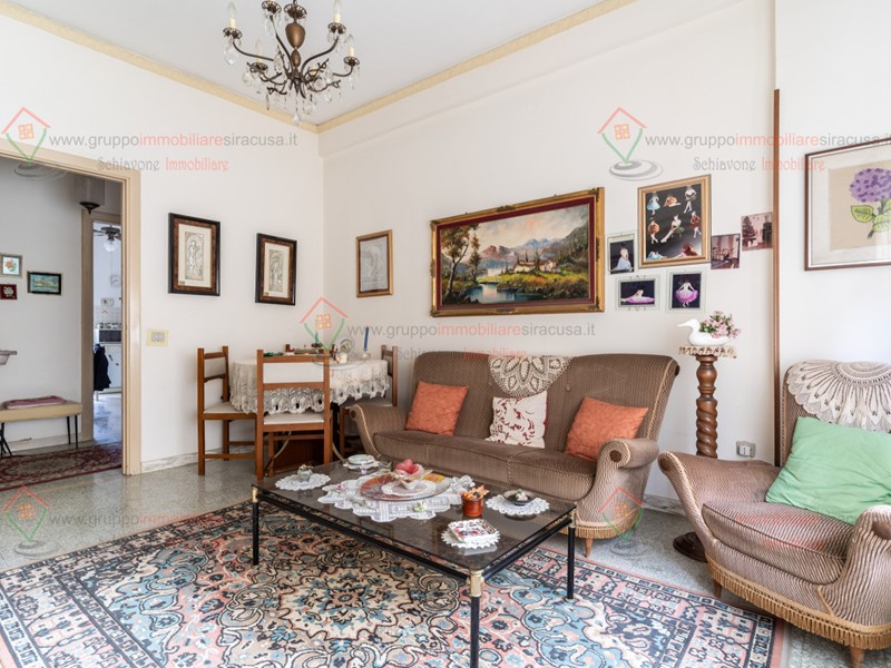 Quadrilocale in Vendita a Siracusa, zona Tisia Tica Zecchino, 85'000&euro;, 115 m²