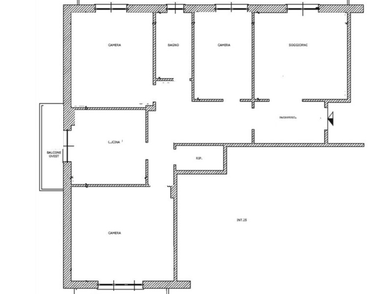 Appartamento in Vendita a Genova, zona Sestri Ponente, 96'000&euro;, 135 m²