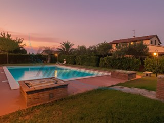 Monolocale in Vendita a Cecina, 240'000&euro;, 44 m², arredato