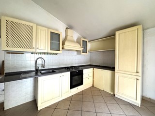 Trilocale in Vendita a Vernio, 90'000&euro;, 70 m²