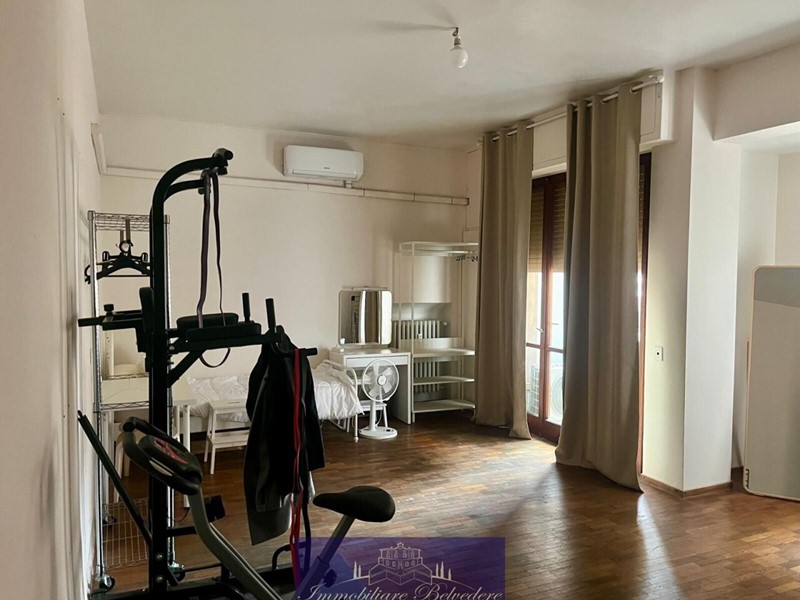 Trilocale in Affitto a Firenze, zona Duomo, 2'000&euro;, 70 m², arredato