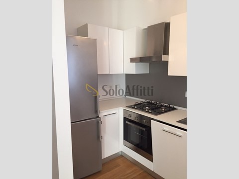 Bilocale in Affitto a Trieste, zona Cavana, 620&euro;, 65 m², arredato