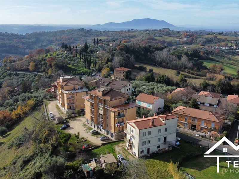 Quadrilocale in Vendita a Cantalupo in Sabina, 99'000&euro;, 190 m²