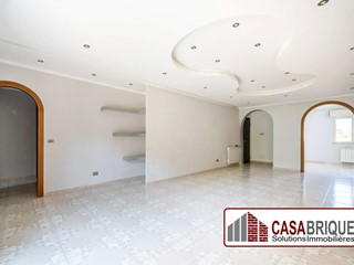 Appartamento in Vendita a Ficarazzi, 185'000&euro;, 157 m²