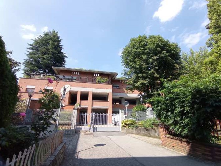 Bilocale in Vendita a Torino, 105'000&euro;, 86 m²