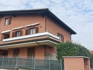 Appartamento in Vendita a Verolengo, 69'600&euro;, 166 m²