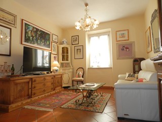 Casa Semi Indipendente in Vendita a Lucca, 235'000&euro;, 137 m²