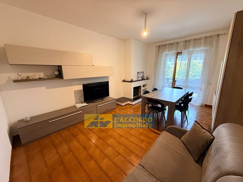 Appartamento in Affitto a Chieti, 700&euro;, 120 m²