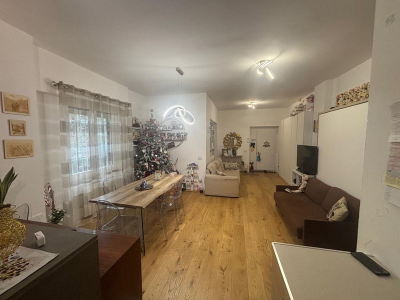 Trilocale in Vendita a Roma, 370'000&euro;, 110 m², arredato, con Box