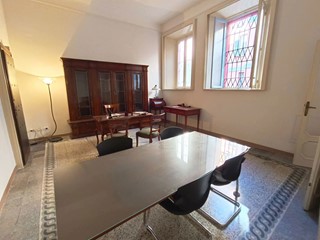 Ufficio in Affitto a Lodi, 750&euro;, 80 m²