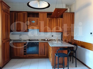 Trilocale in Vendita a Bologna, 298'000&euro;, 75 m²