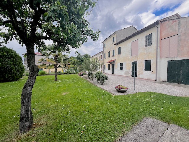 Appartamento in Vendita a Salgareda, 173'000&euro;, 146 m², arredato