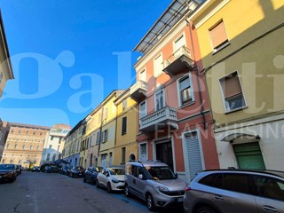 Trilocale in Vendita a Piacenza, 99'000&euro;, 85 m²