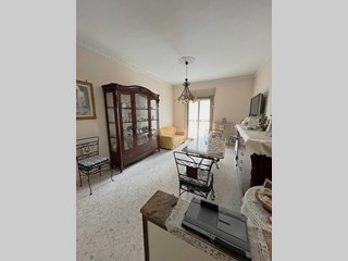 Quadrilocale in Vendita a Bari, 160'000&euro;, 130 m²