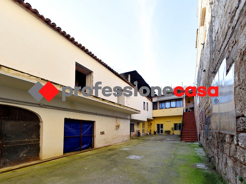 Trilocale in Vendita a San Nicola la Strada, 68'000&euro;, 89 m²