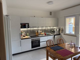 Trilocale in Affitto a Longarone, 650&euro;, 50 m²