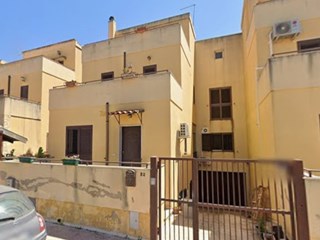 Villetta a schiera in Vendita a Vittoria, zona Via Ettore Lena , 170'000&euro;, 180 m²