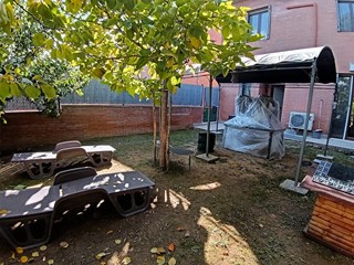 Trilocale in Vendita a Colle di Val D'Elsa, 205'000&euro;, 100 m², arredato, con Box