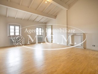 Appartamento in Vendita a Castelfranco di Sotto, zona Orentano, 260'000&euro;, 180 m²